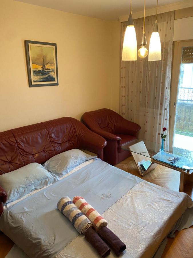 Apartman Luka + Free Parking Leilighet Zadar Eksteriør bilde