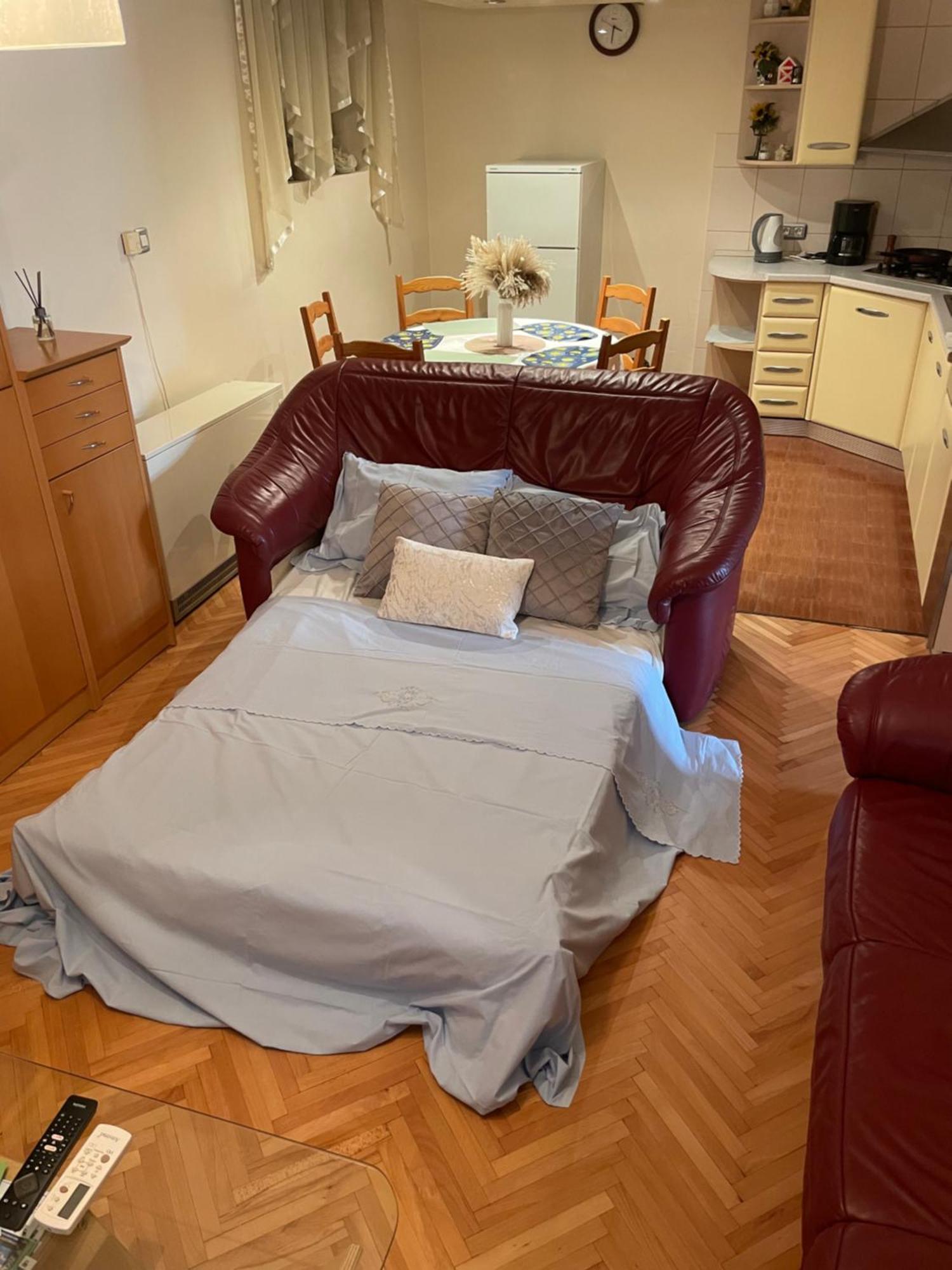Apartman Luka + Free Parking Leilighet Zadar Eksteriør bilde